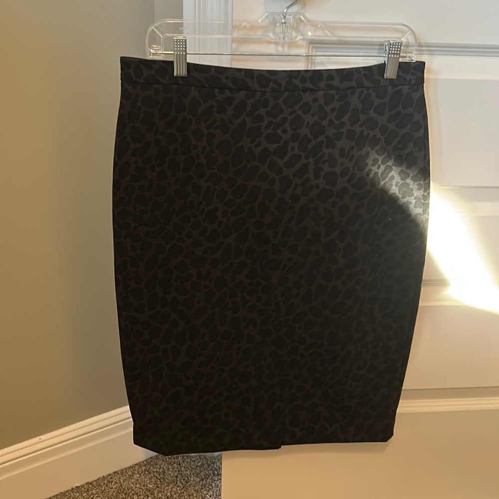 Leopard print skirt